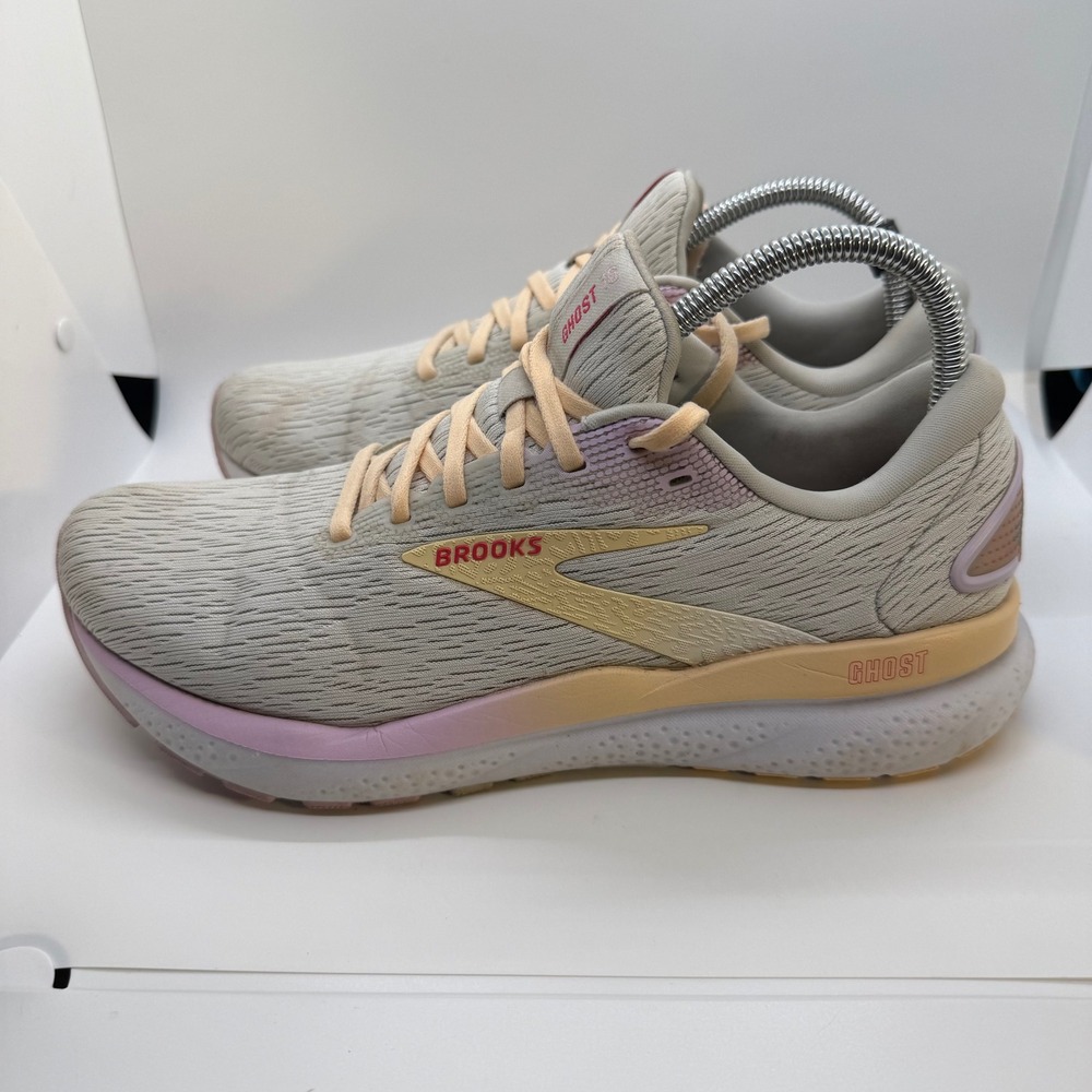 Brooks Ghost‎ 15 Running Shoes Women's 9.5 Beige Pink Yellow Comfort Road Light